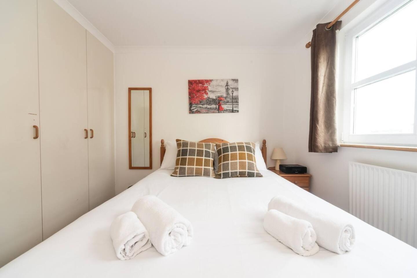 Sunny Maisonette With Views Over Canary Wharf, London Londres Exterior foto