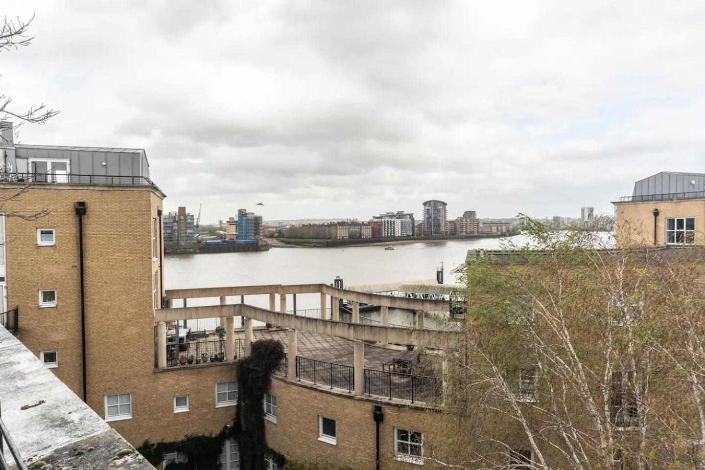 Sunny Maisonette With Views Over Canary Wharf, London Londres Exterior foto