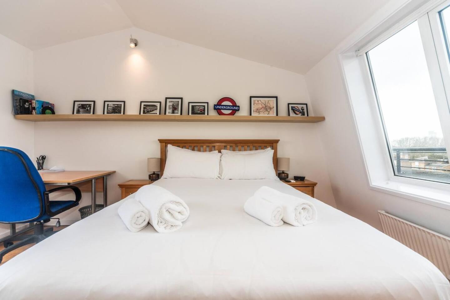 Sunny Maisonette With Views Over Canary Wharf, London Londres Exterior foto