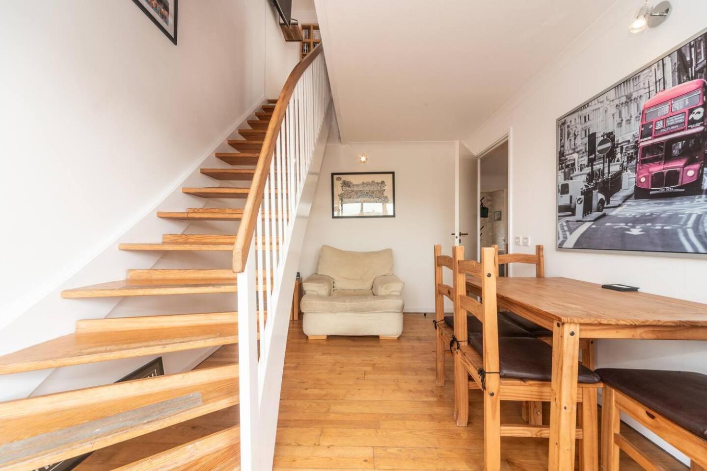 Sunny Maisonette With Views Over Canary Wharf, London Londres Exterior foto