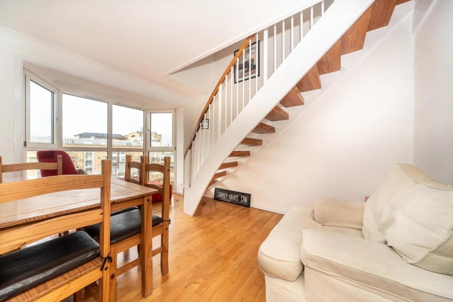 Sunny Maisonette With Views Over Canary Wharf, London Londres Exterior foto
