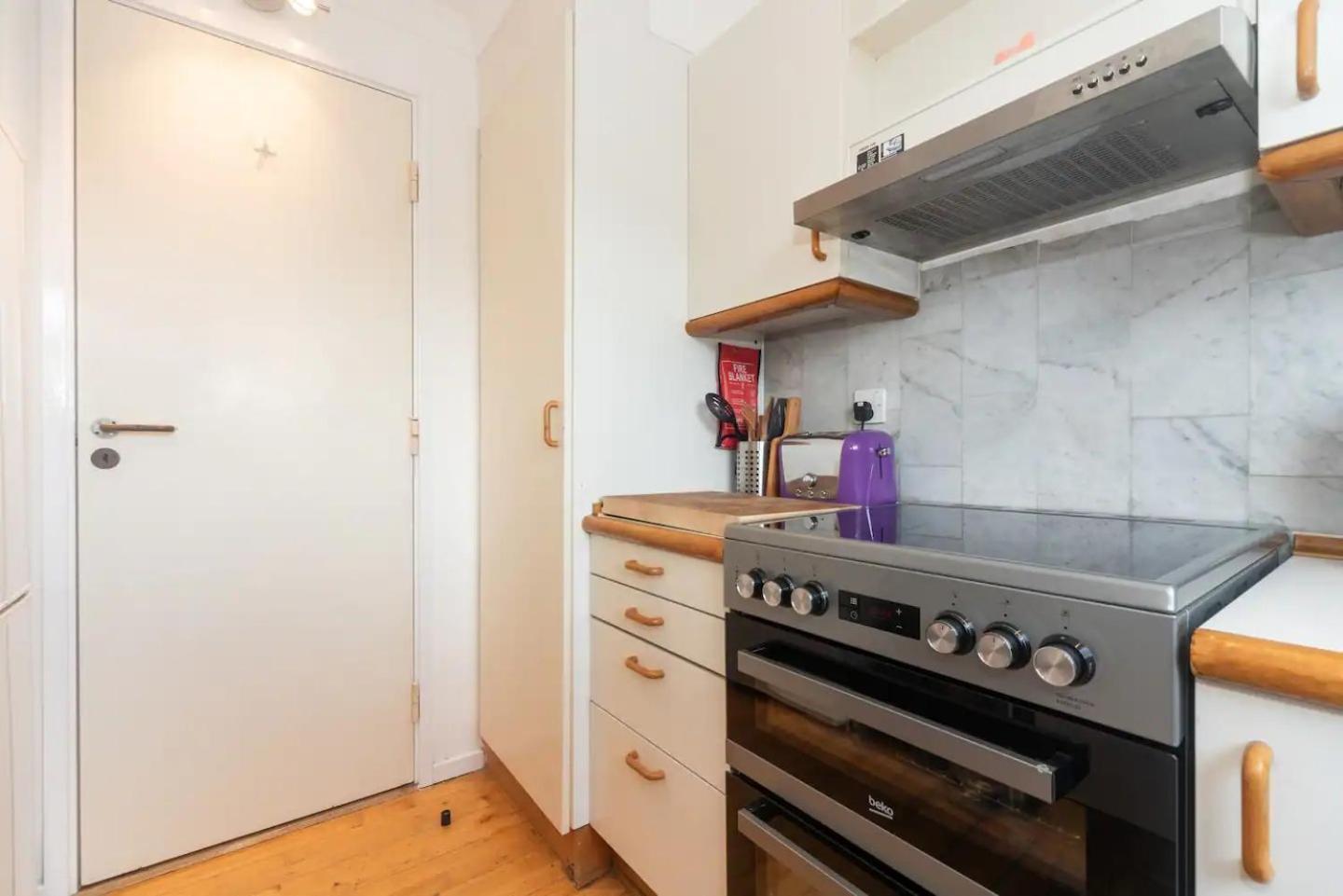 Sunny Maisonette With Views Over Canary Wharf, London Londres Exterior foto